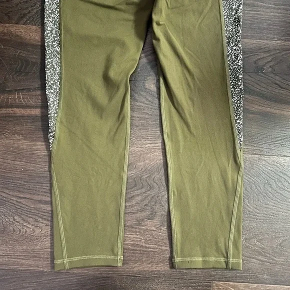 ZYIA Active Olive Green Speckled Stripe 7/8 Leggings Size 8-10 - Picture 6 of 10